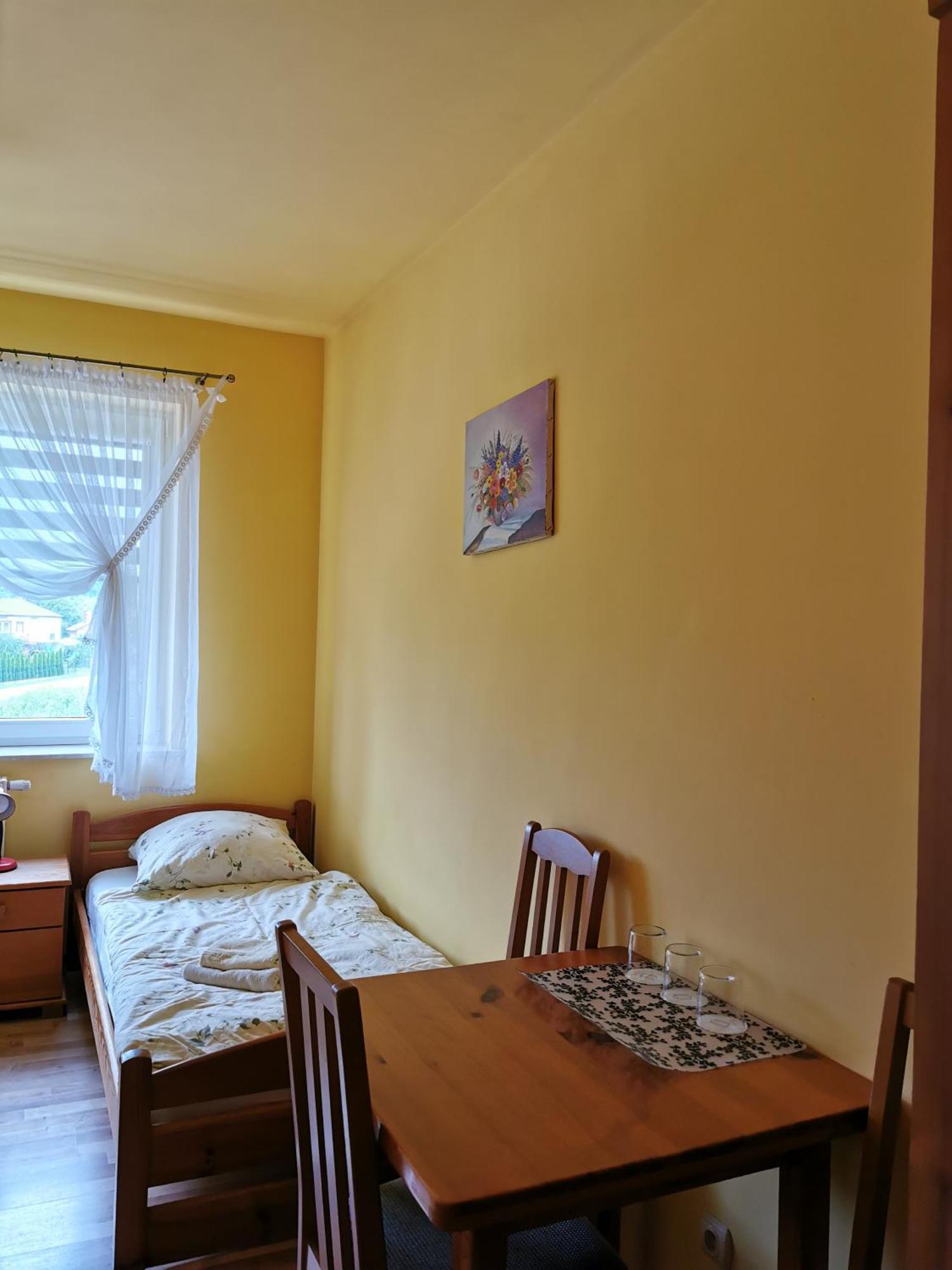 Rezydencja Pod Pieprzowkami Zalesie Gorzyckie Ngoại thất bức ảnh