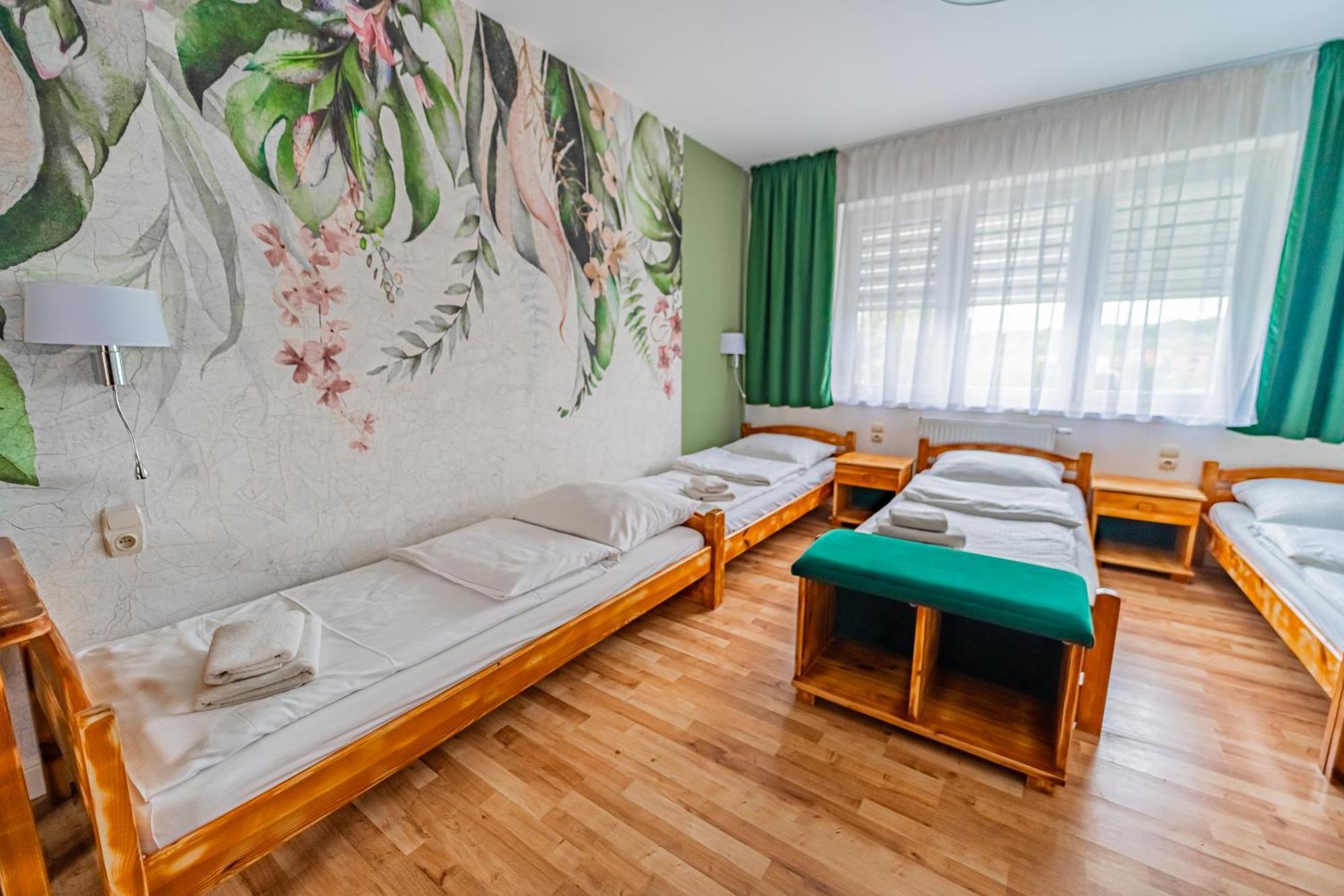 Rezydencja Pod Pieprzowkami Zalesie Gorzyckie Ngoại thất bức ảnh